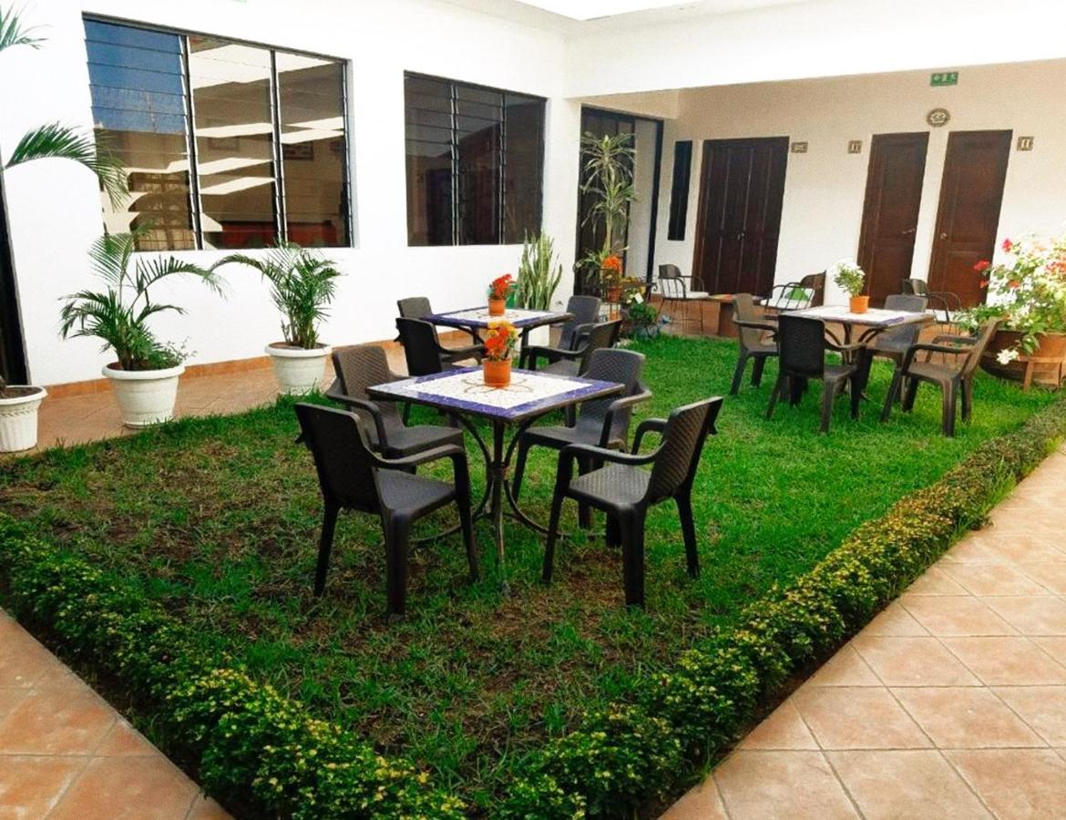 Hostal Las Puertas Santa Ana Luaran gambar