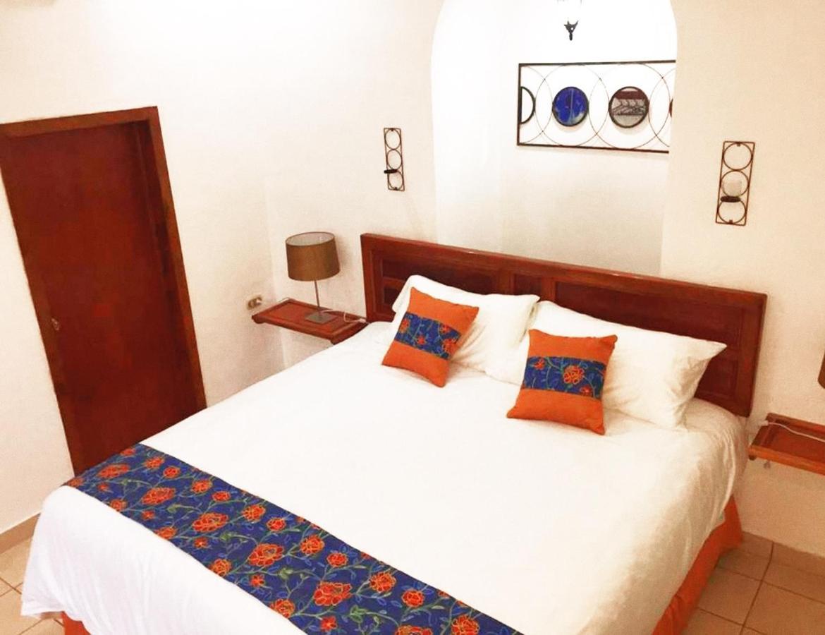 Hostal Las Puertas Santa Ana Luaran gambar