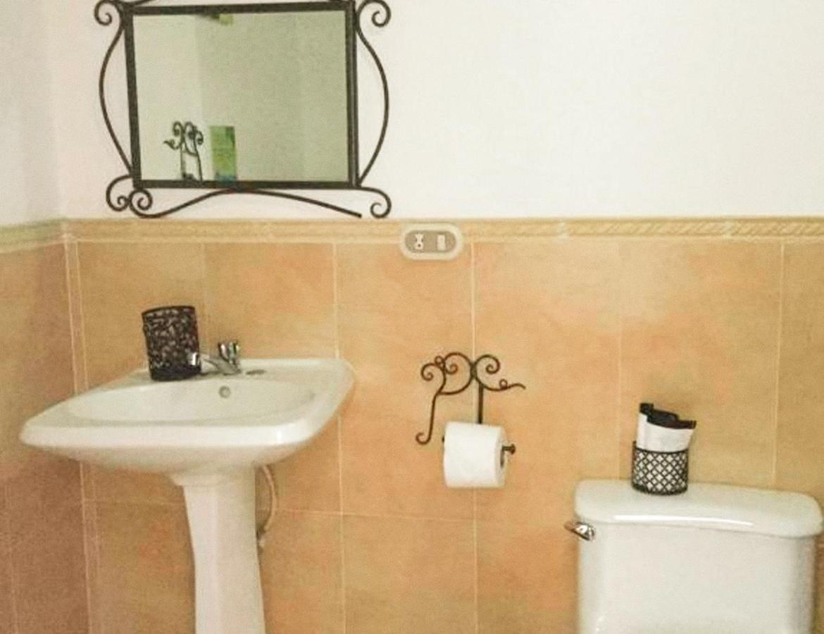 Hostal Las Puertas Santa Ana Luaran gambar