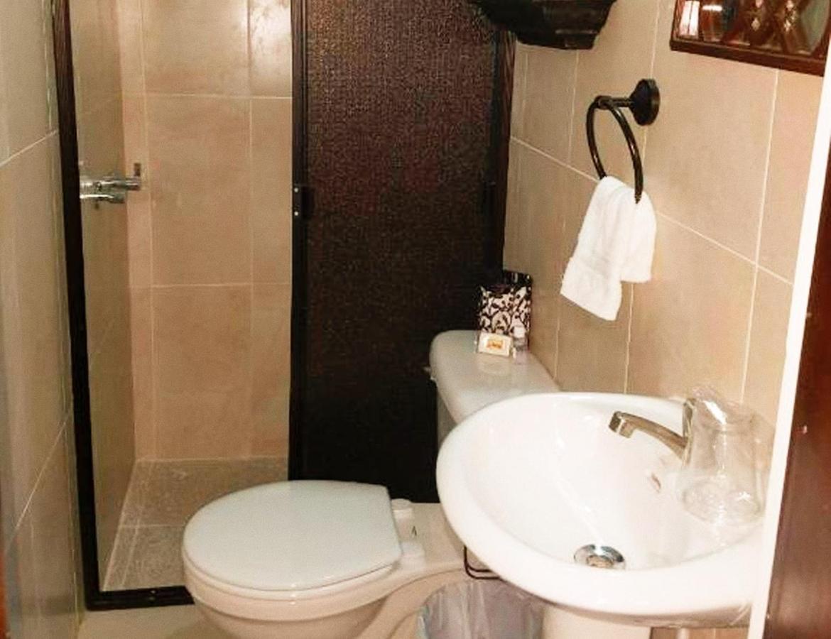 Hostal Las Puertas Santa Ana Luaran gambar