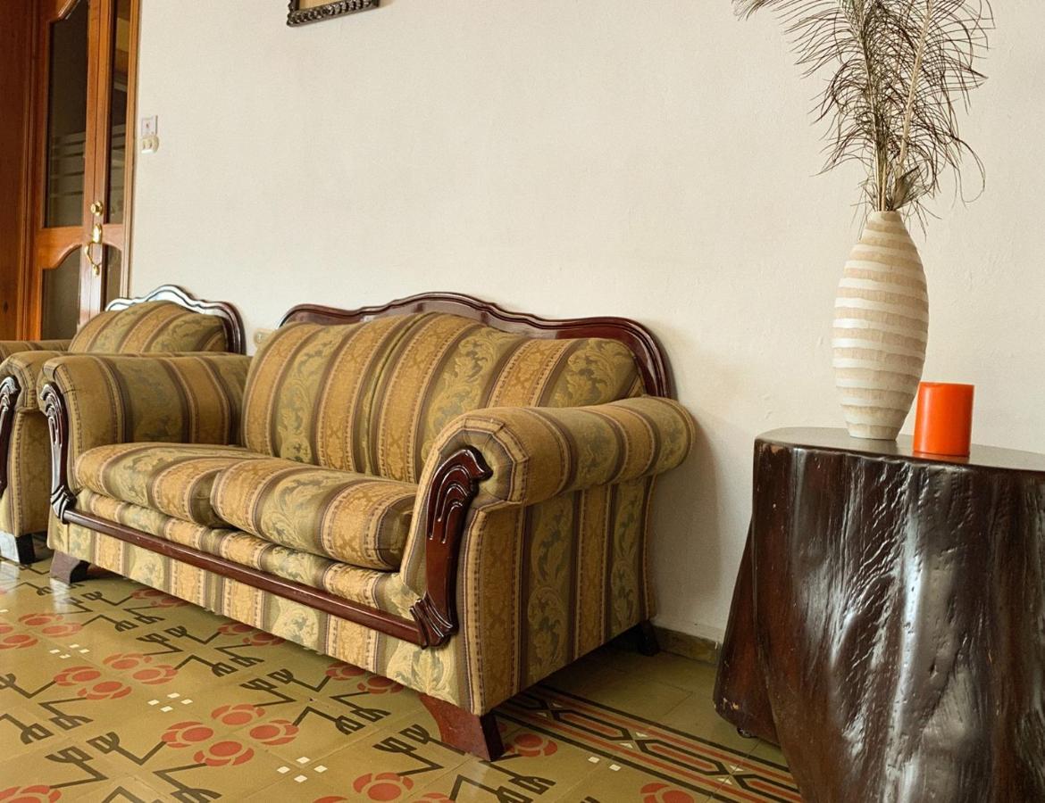 Hostal Las Puertas Santa Ana Luaran gambar
